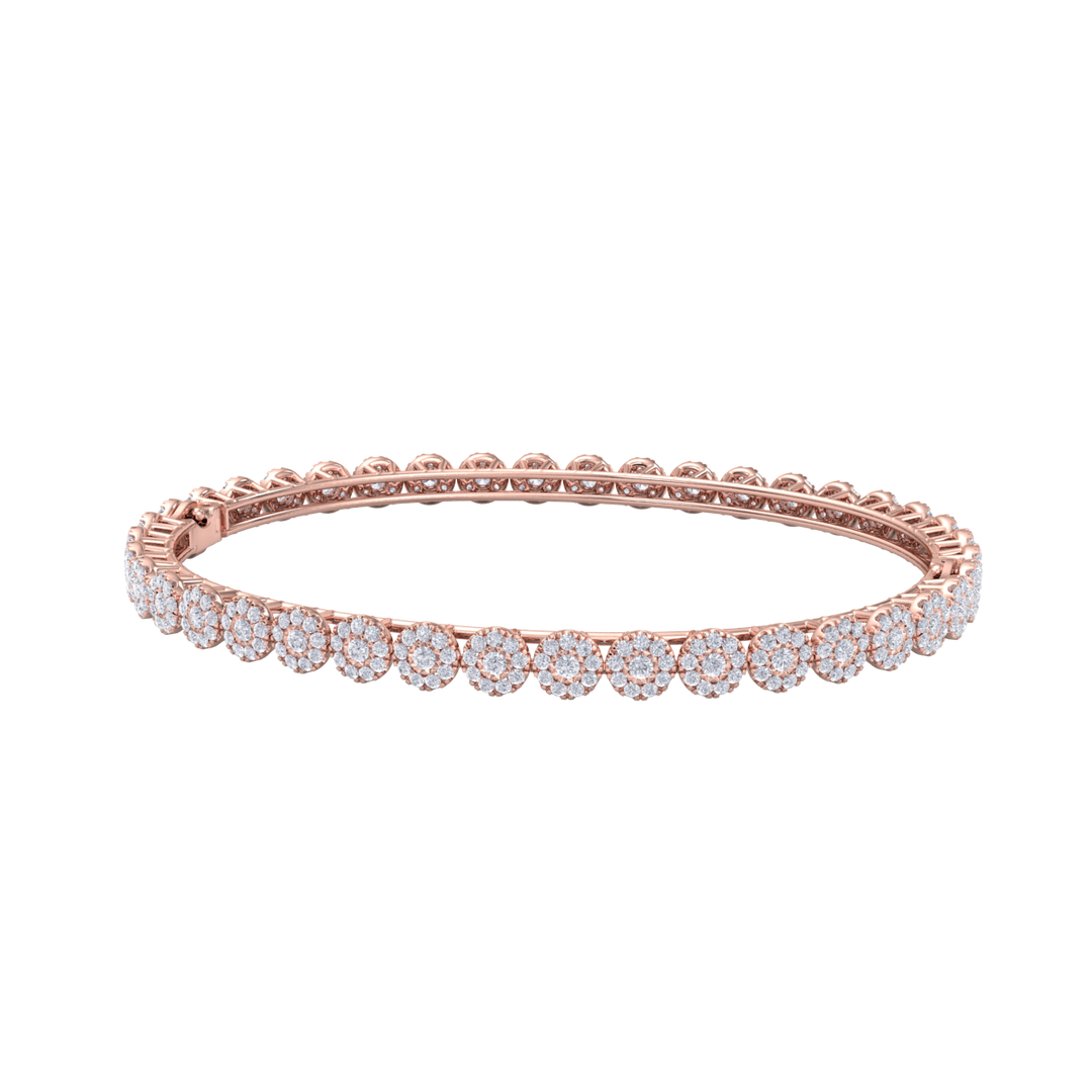 Diamond bracelet in rose gold with white diamonds of 2.28 ct in weight