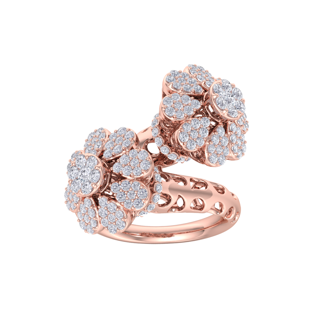 flower ring in rose gold with white diamonds of 1.62 ct in weight