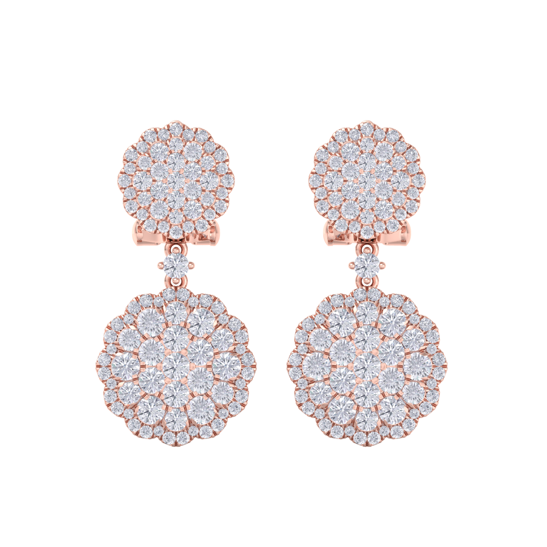 Drop earrings in white gold with white diamonds of 2.52 ct in weight