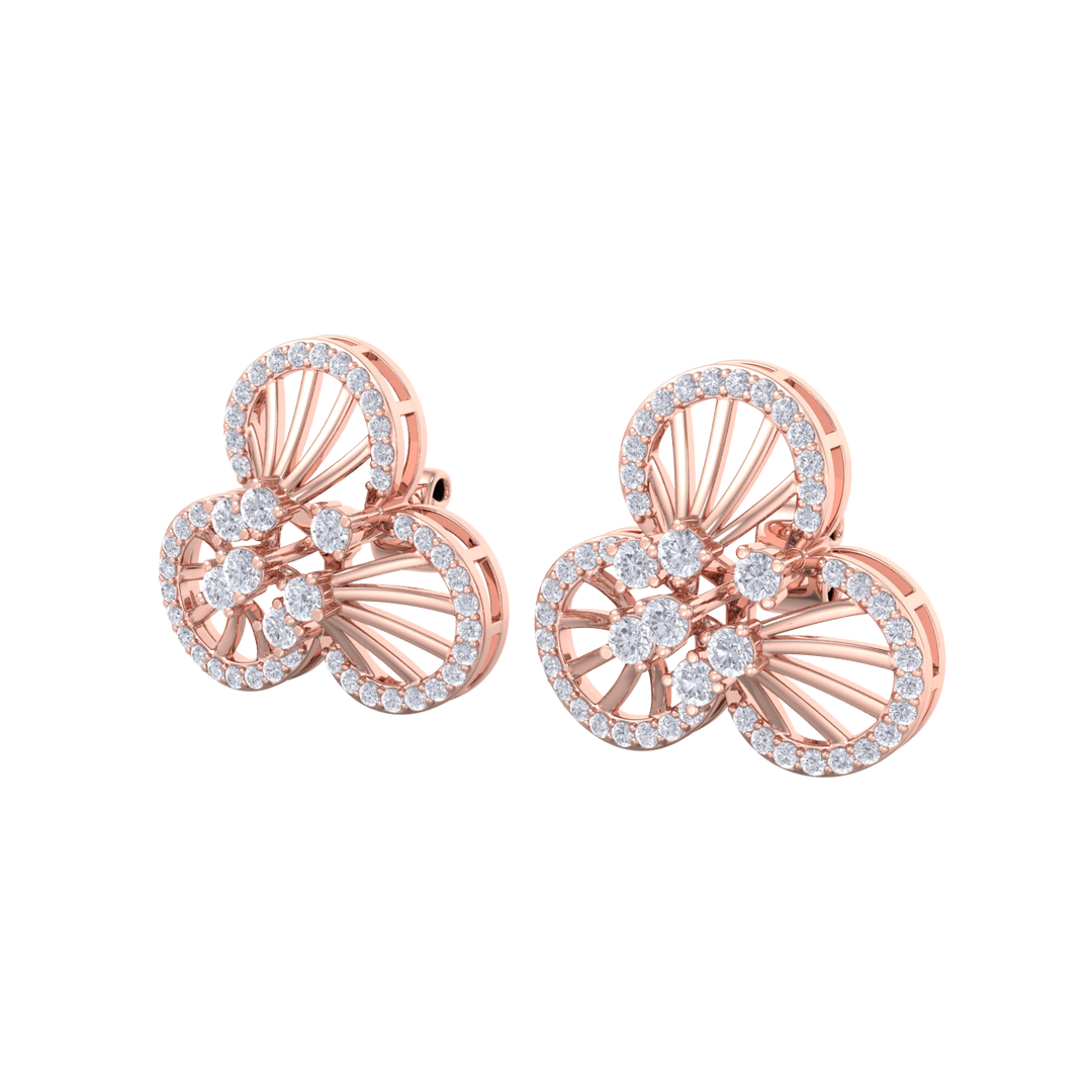 Flower shaped stud earrings in rose gold with white diamonds of 0.84 ct in weight