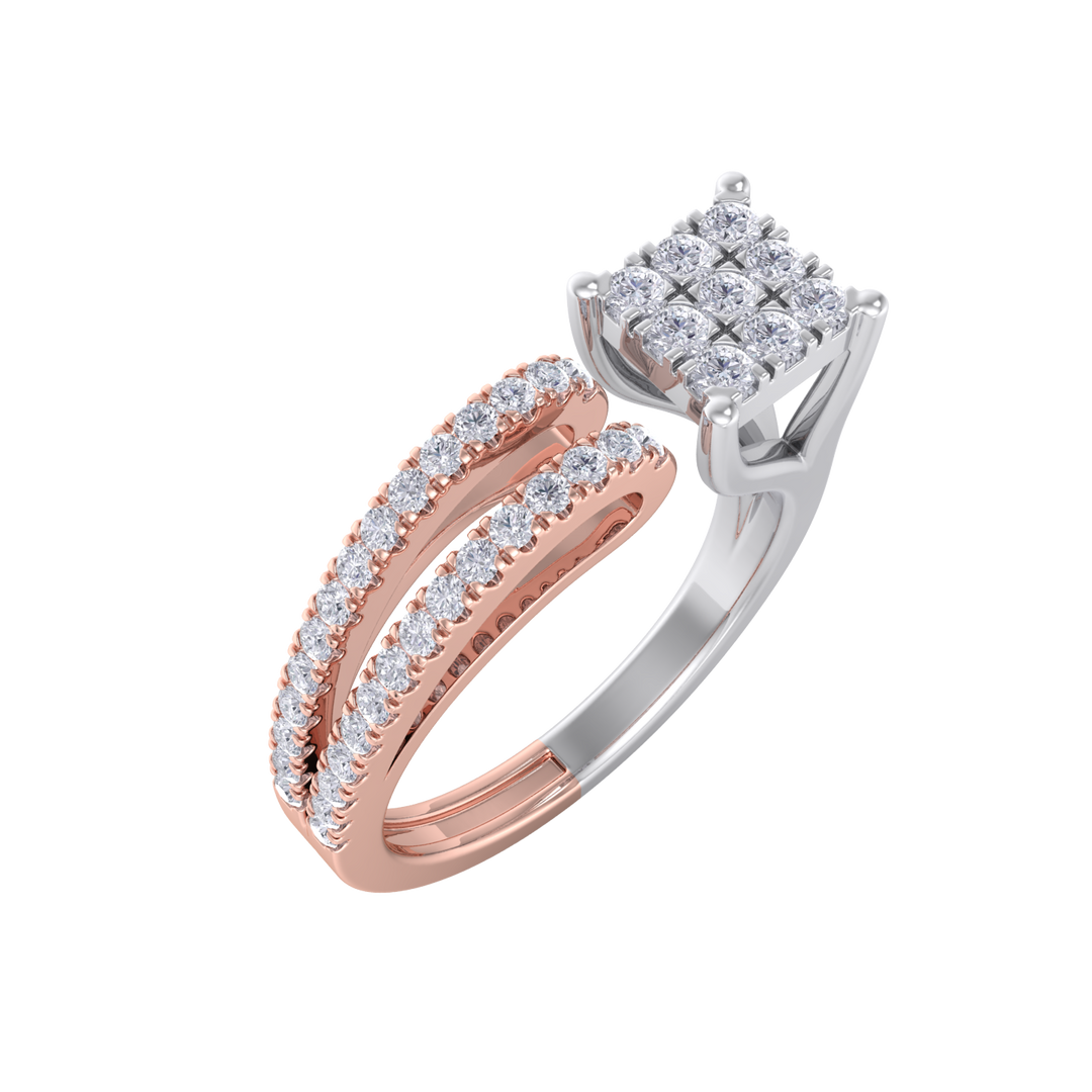 Diamond ring in white gold with white diamonds of 0.42 ct in weight