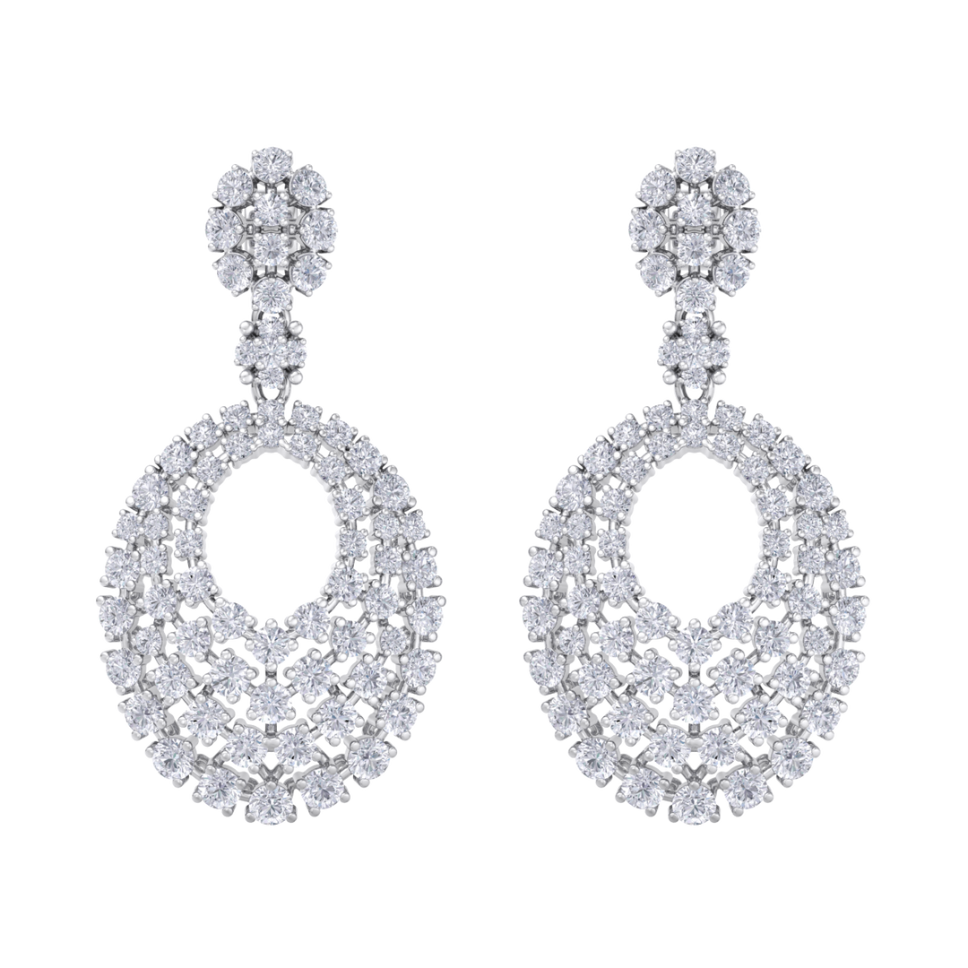 Classic earrings in white gold with white diamonds of 5.40 ct in weight