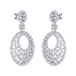 Load image into Gallery viewer, Classic earrings in white gold with white diamonds of 5.40 ct in weight
