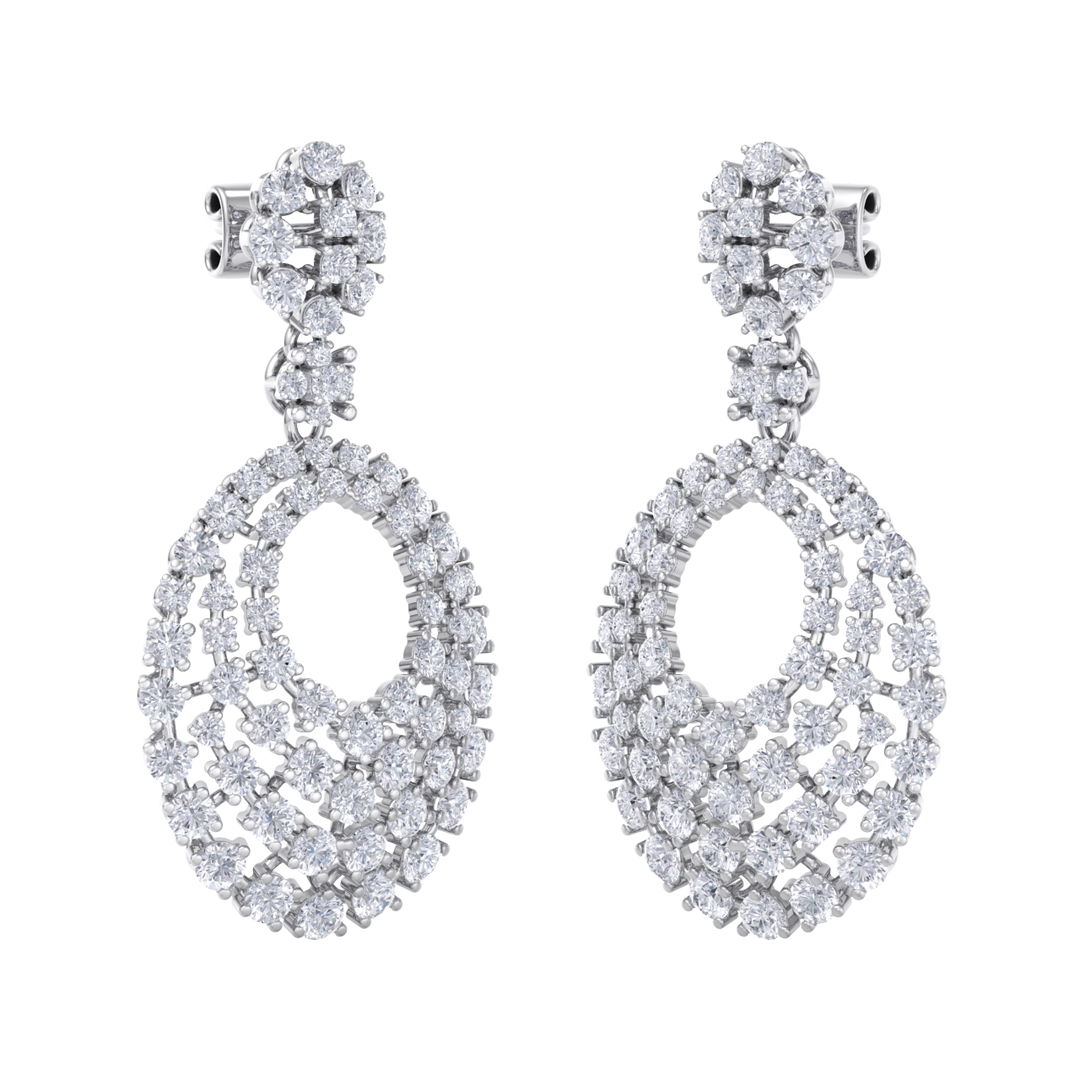 Classic earrings in white gold with white diamonds of 5.40 ct in weight