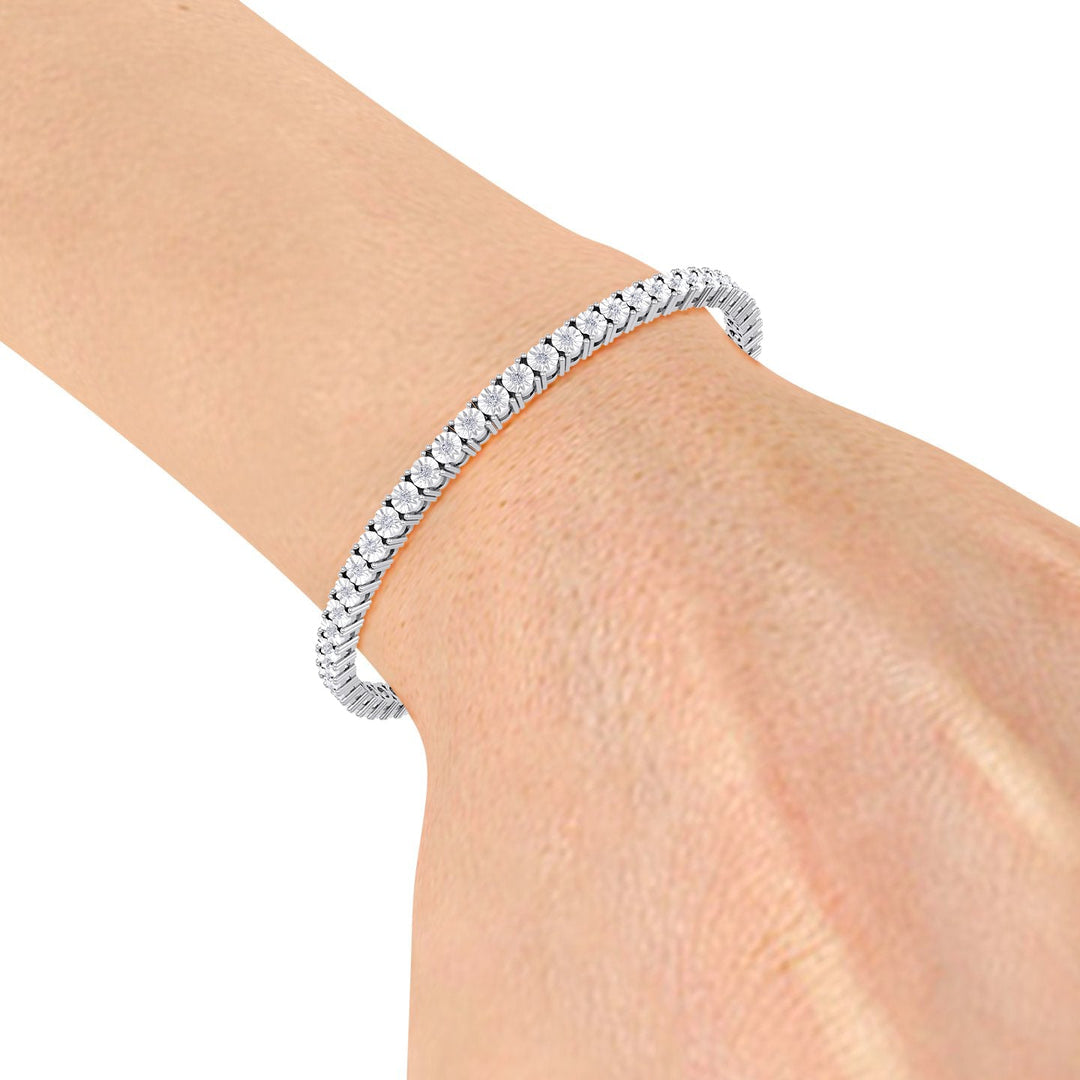 Tennis bracelet in yellow gold with white diamonds of 0.88 ct in weight