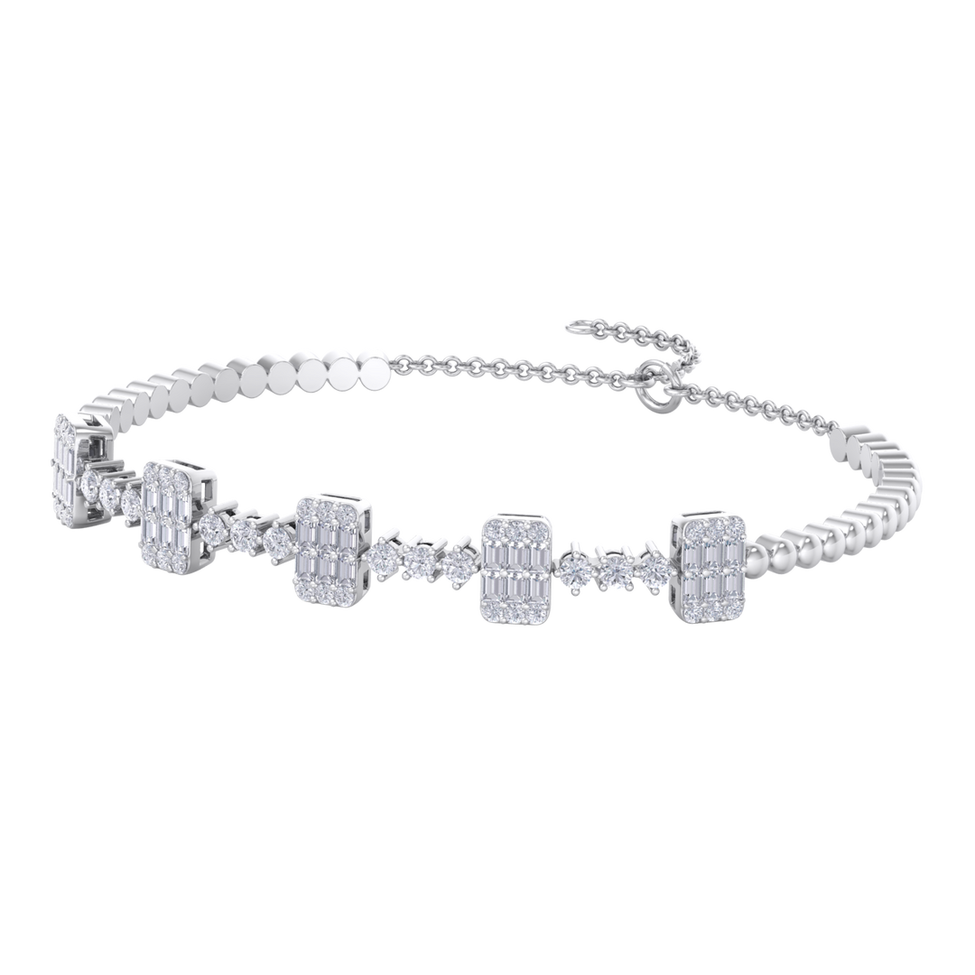 Bracelet in white gold with baguette white diamonds of 2.10 ct in weight