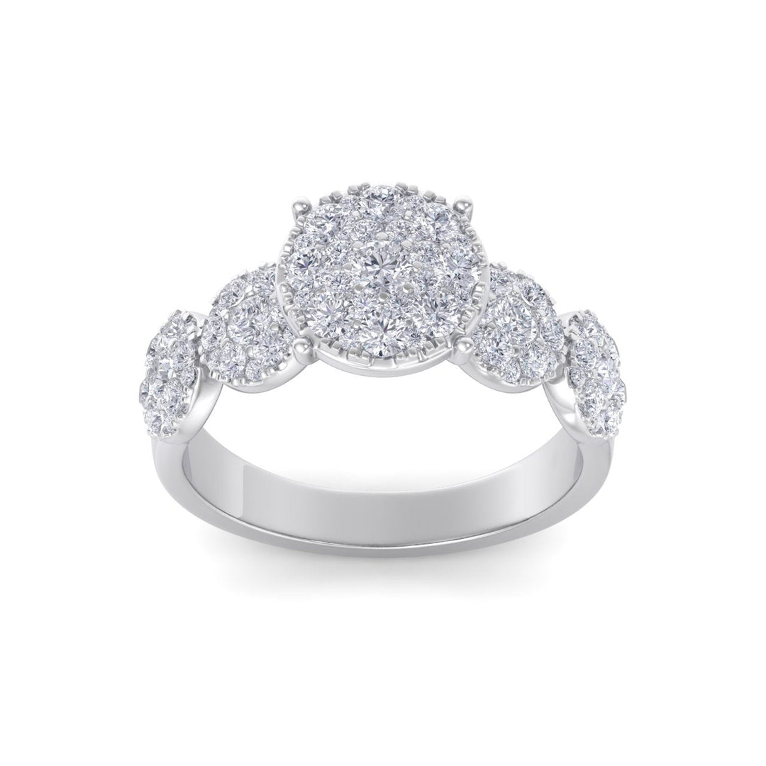 Bridal ring in white gold with white diamonds of 2.29 ct in weight