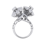 Load image into Gallery viewer, flower ring in yellow gold with white diamonds of 1.62 ct in weight
