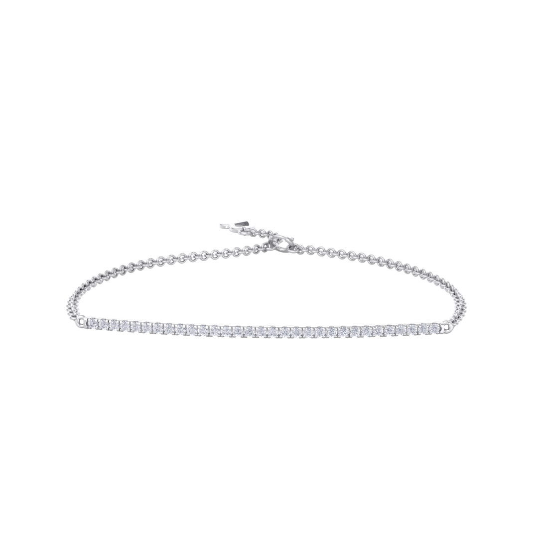 Small bar diamond bracelet in white gold with white diamonds of 0.11 ct in weight