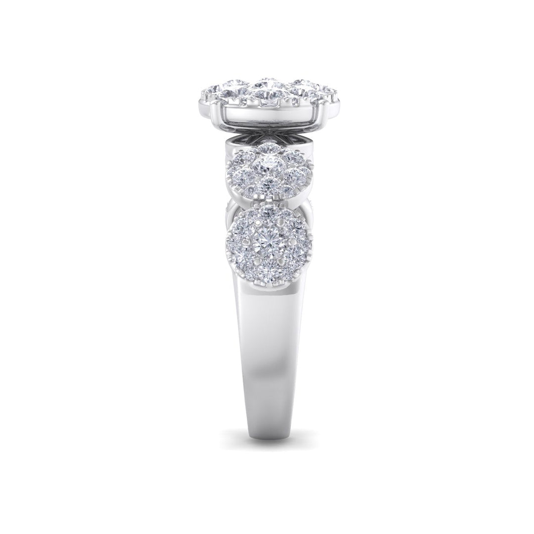 Bridal ring in white gold with white diamonds of 2.29 ct in weight