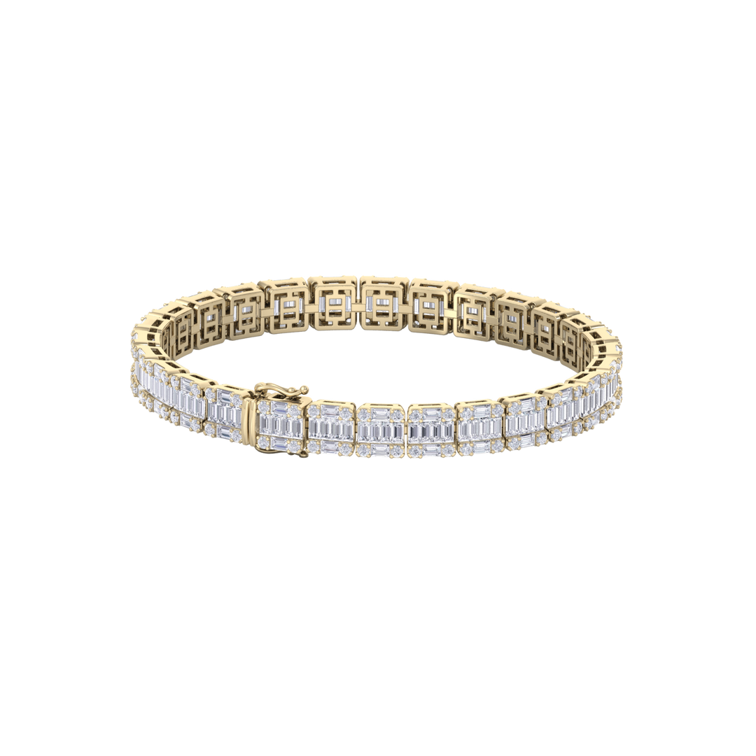 Baguette tennis bracelet in yellow gold with white diamonds of 5.20 ct in weight