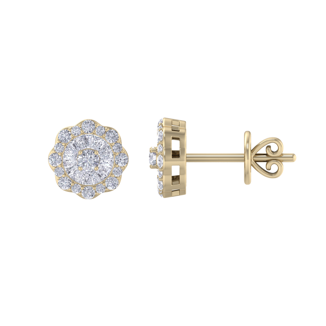 Round shaped stud earrings in yellow gold with white diamonds of 0.65 ct in weight