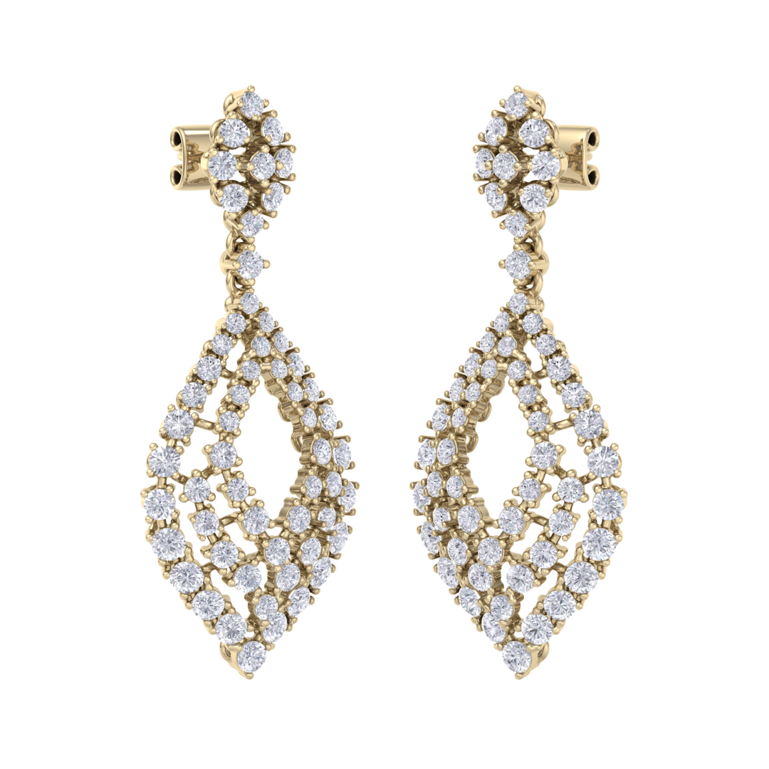 Drop earrings in rose gold with white diamonds of 4.05 ct in weight