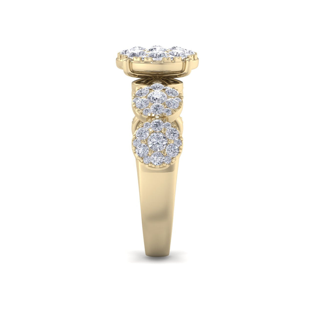 Bridal ring in yellow gold with white diamonds of 2.29 ct in weight