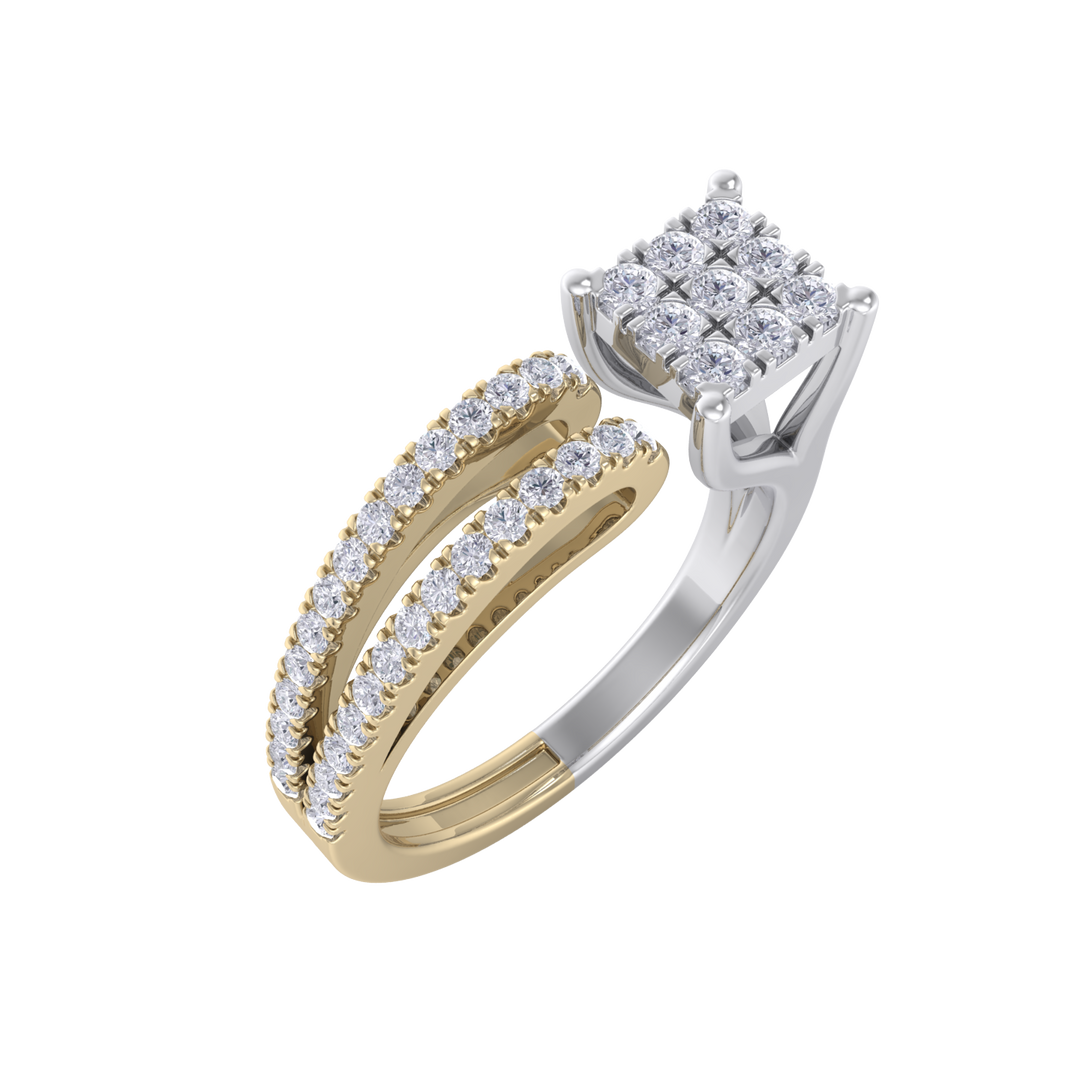 Diamond ring in white gold with white diamonds of 0.42 ct in weight