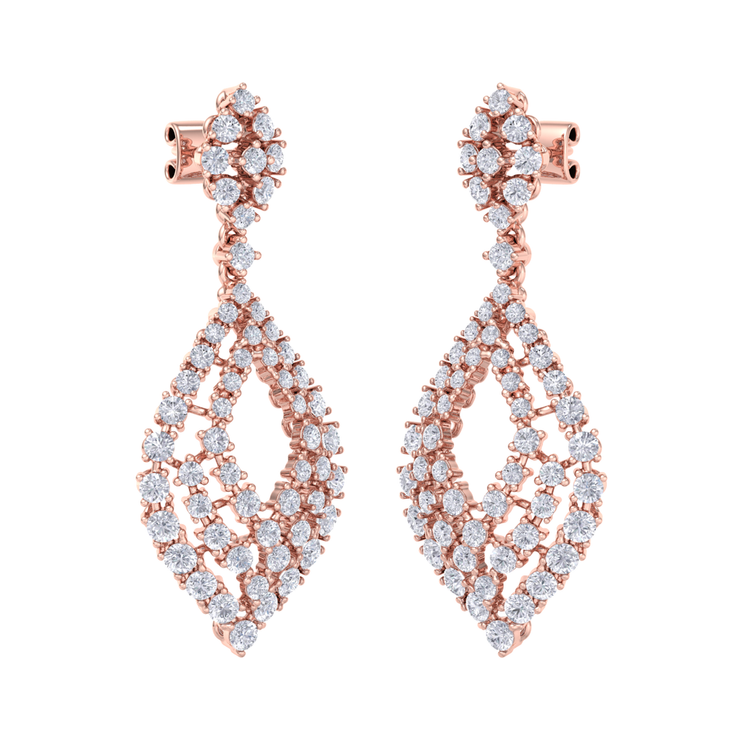 Drop earrings in rose gold with white diamonds of 4.05 ct in weight