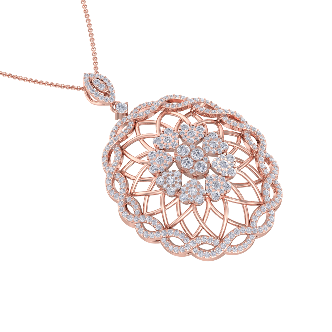 Oval pendant in rose gold with white diamonds of 1.97 ct in weight