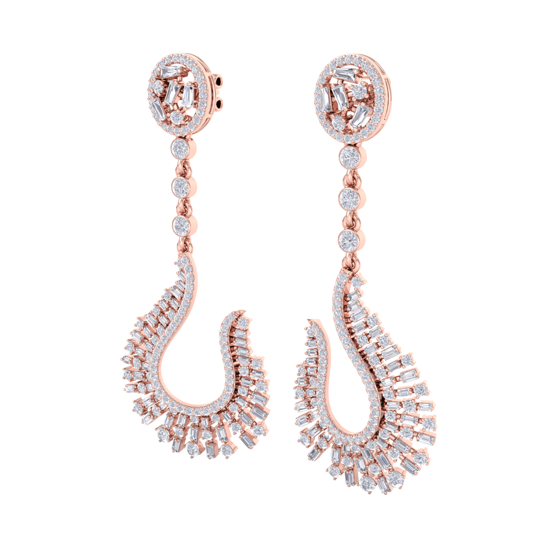 Drop earrings in white gold with white diamonds of 2.96 ct in weight