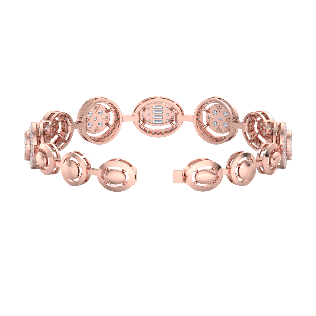 Statement bracelet in rose gold with white diamonds of 2.94 ct in weight