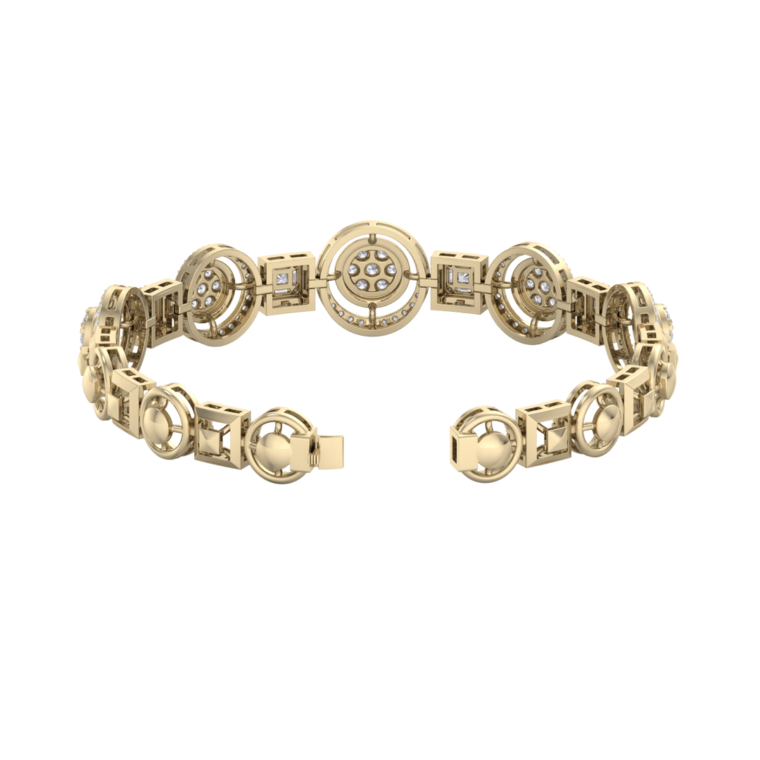 Statement bracelet in yellow gold with white diamonds of 1.92 ct in weight