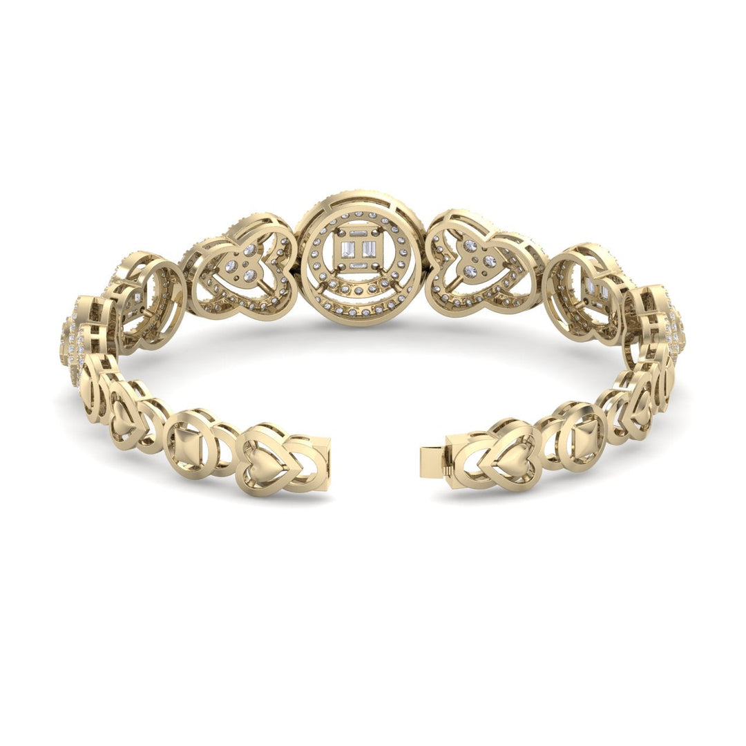 Statement bracelet in white gold with white diamonds of 2.53 ct in weight