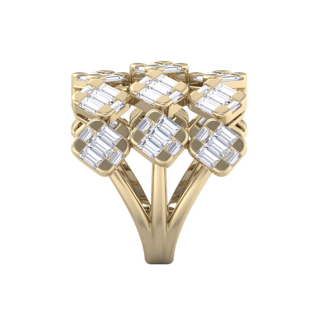 Diamond ring in yellow gold with white diamonds of 2.06 ct in weight